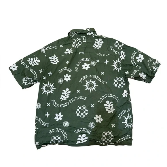 Green Graphic Men's Shirt - Picture 3 of 4